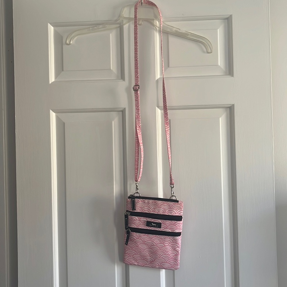 Scout Sally Go Lightly Crossbody Bag